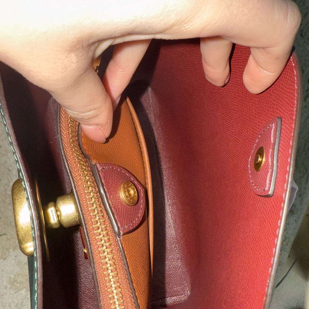 Coach bucket bag - Picture 4 of 4